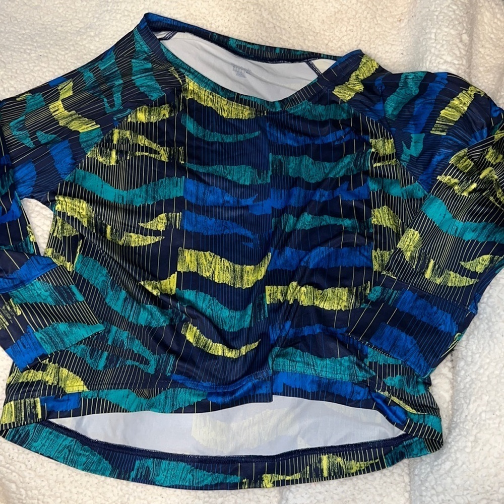 REEBOK top